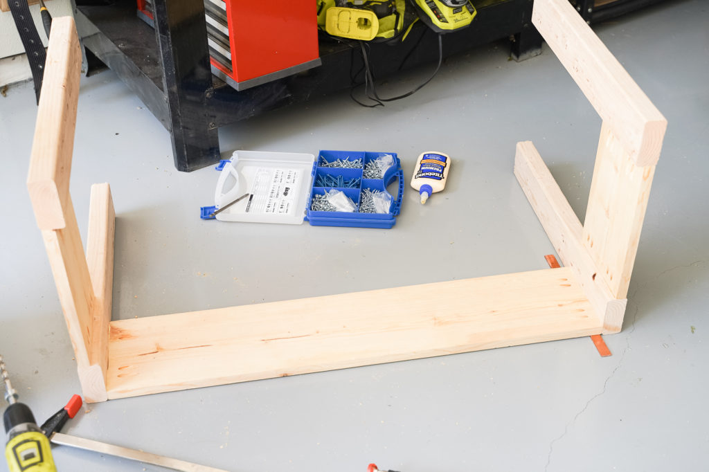 DIY Sand Table, with plans, instructions, and materials lists