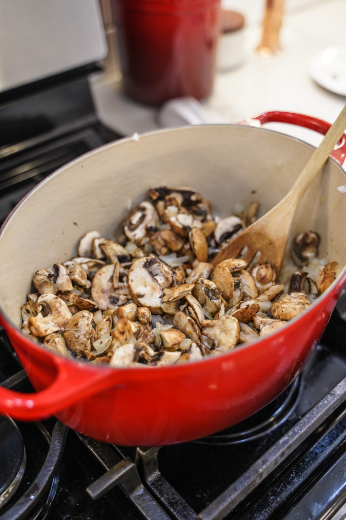 Recipe for a High Protein Chicken Pasta Bake. Easy meal prep idea