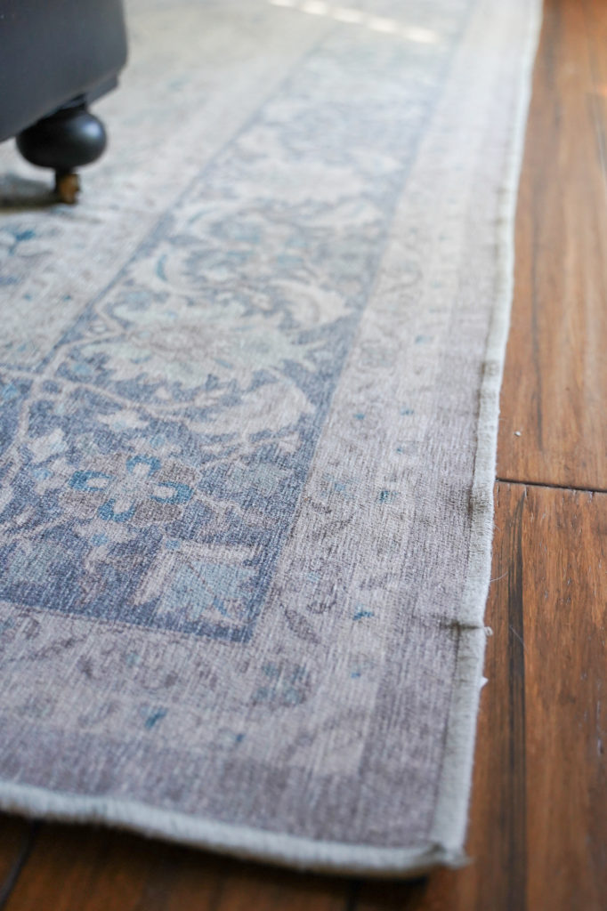 Honest Ruggable Rug review, almost a year later (spoiler: we love it!).  Hendesi Heriz Abalone Rug